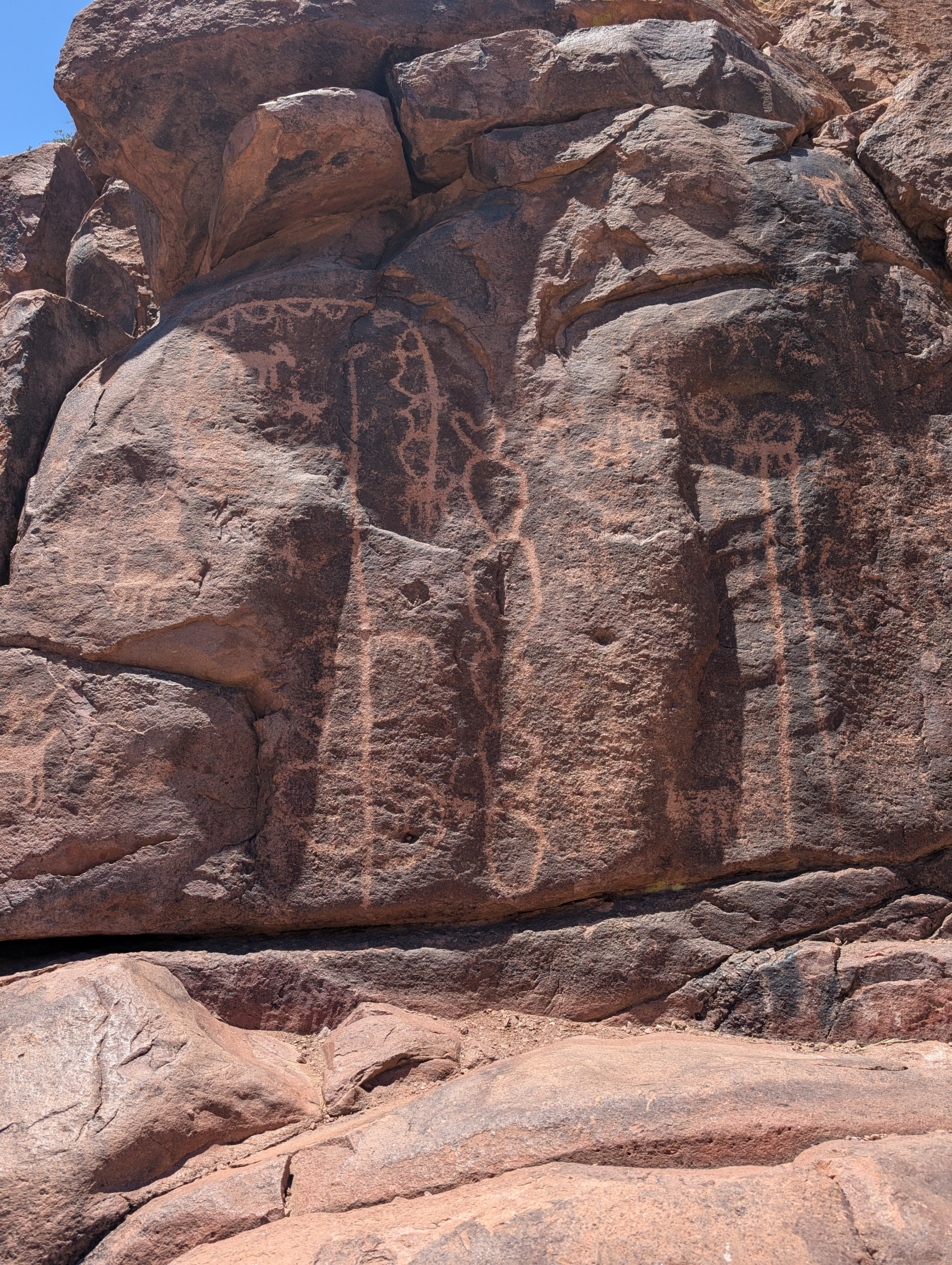 PXL_20250420_200153920