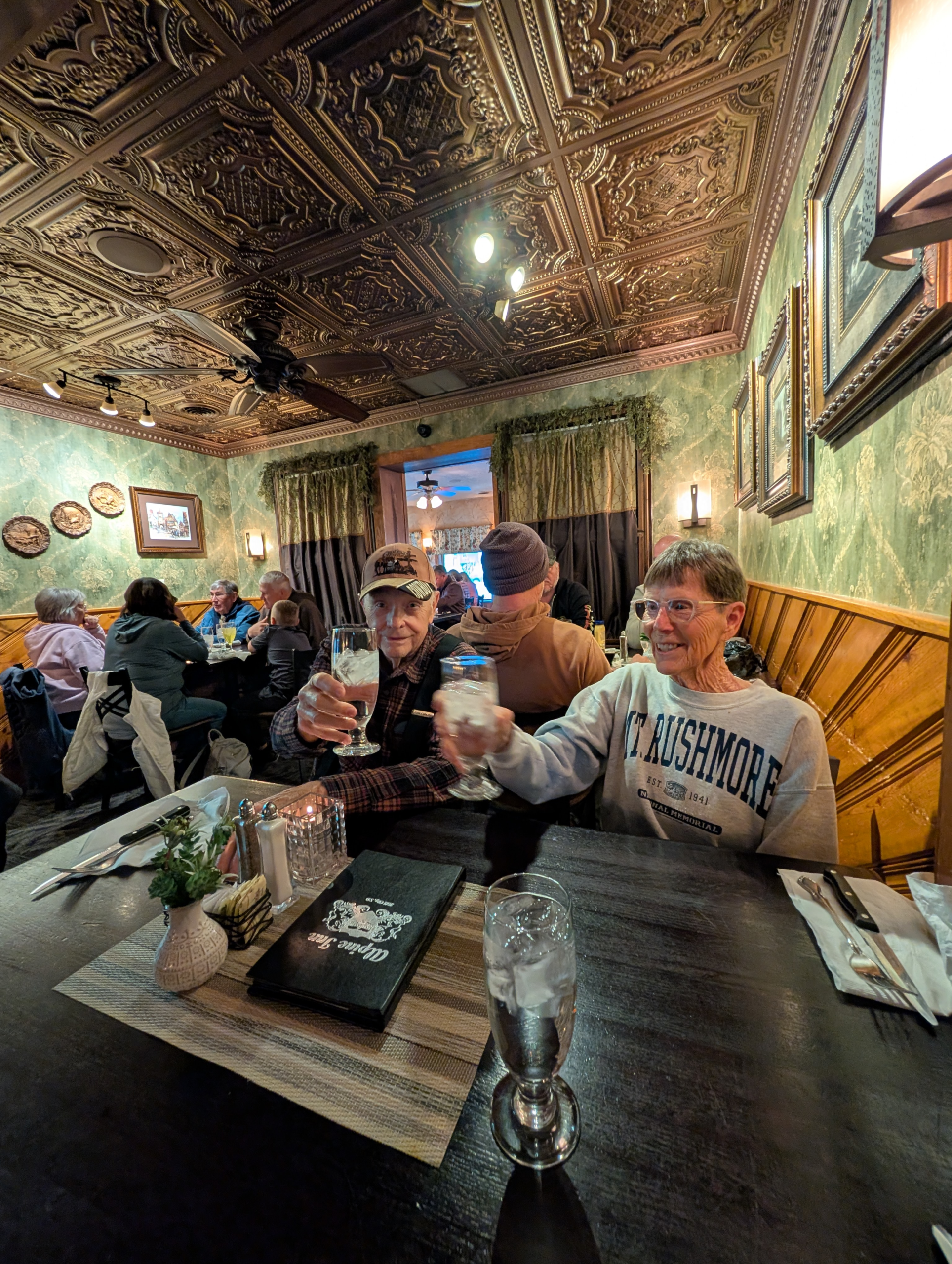 PXL_20251101_183548219.MP