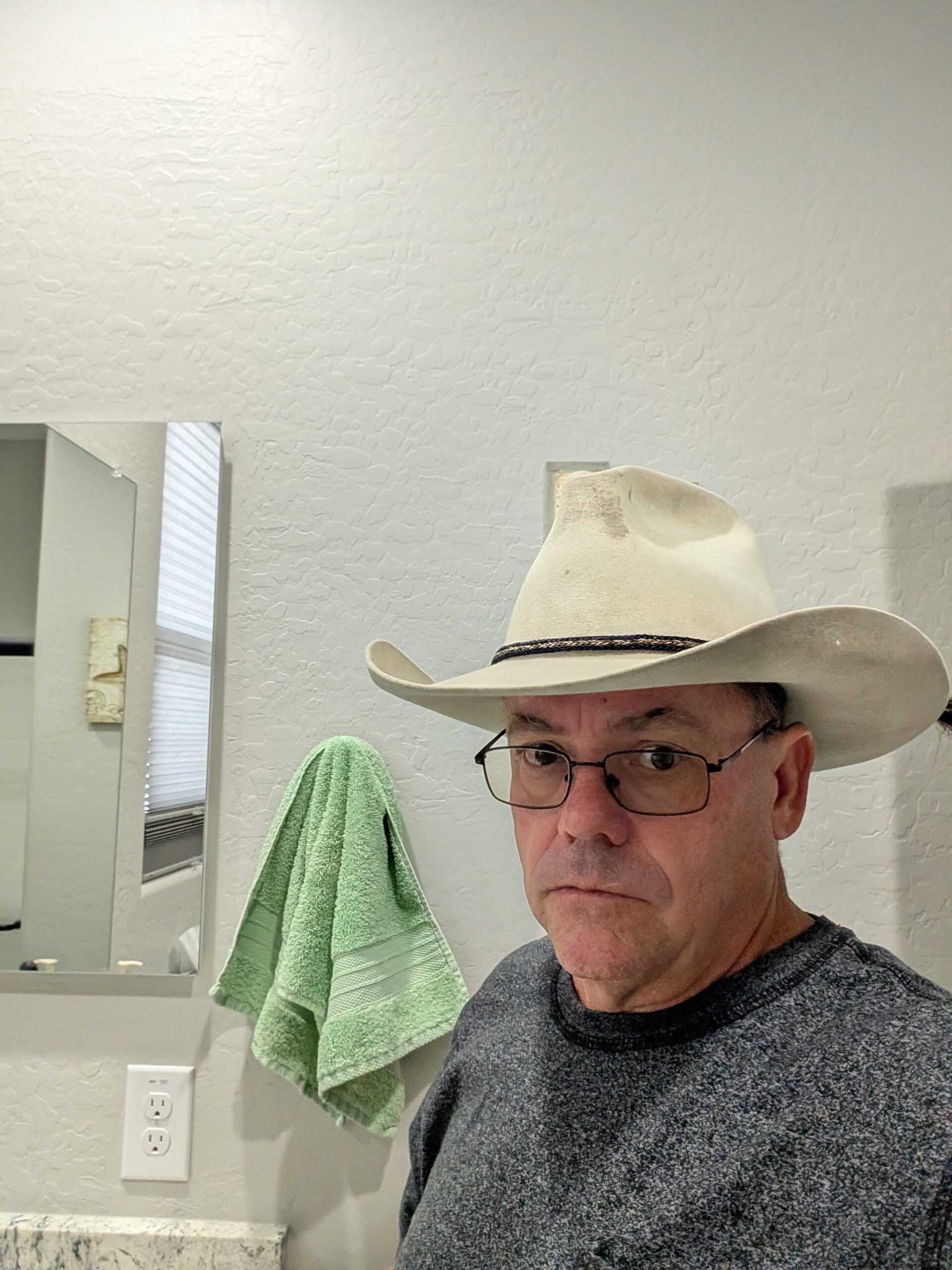 PXL_20251119_173954377